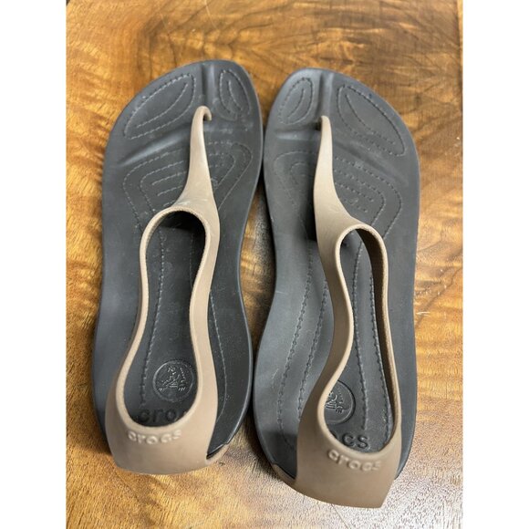 CROCS Women’s 8 Sexi Flip Flop Thong Camel Dark Brown Serena Strappy Sandals - Picture 2 of 5